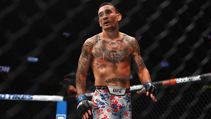 Apr 13, 2024; Las Vegas, Nevada, USA; Max Holloway during UFC 300 at T-Mobile Arena. Apr 13, 2024; Las Vegas, Nevada, USA; Max Holloway during UFC 300 at T-Mobile Arena.