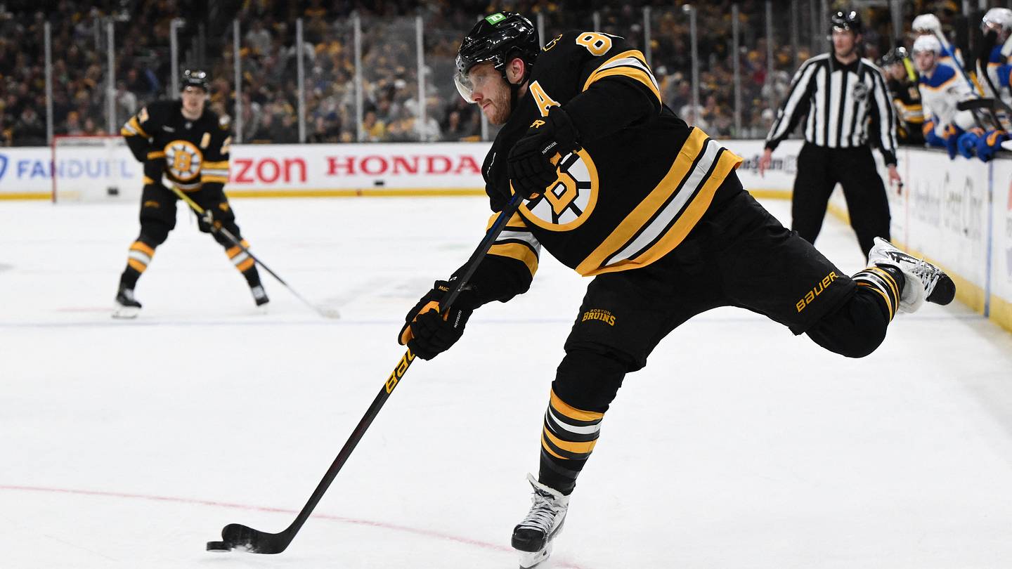 What if the Bruins pick David Pastrnak as the 2026-27 captain?
