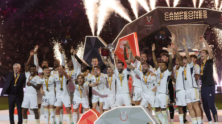 TOPSHOT-FBL-KSA-ESP-SUPER CUP-REAL MADRID-BARCELONA