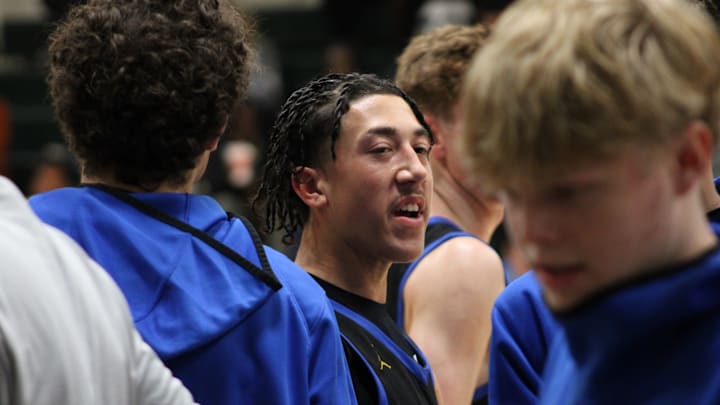 Arizona Prescott senior Uriah Tenette scored 54 points in a victory over Alijah Arenas and Chatsworth in the Classic at Damien.