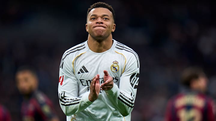 Kylian Mbappé et le Real Madrid reviennent à un point du Barça.