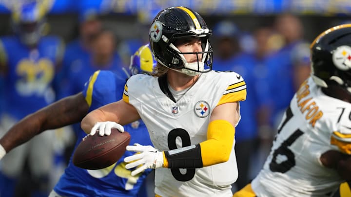 Pittsburgh Steelers quarterback Kenny Pickett