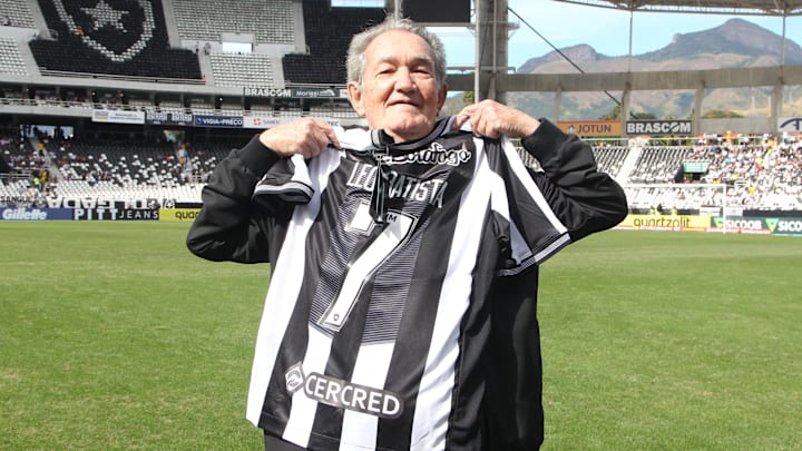 Léo Batista era torcedor ilustre do Botafogo