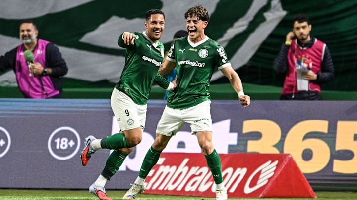  Palmeiras soma quatro vitórias nos últimos cinco jogos disputados