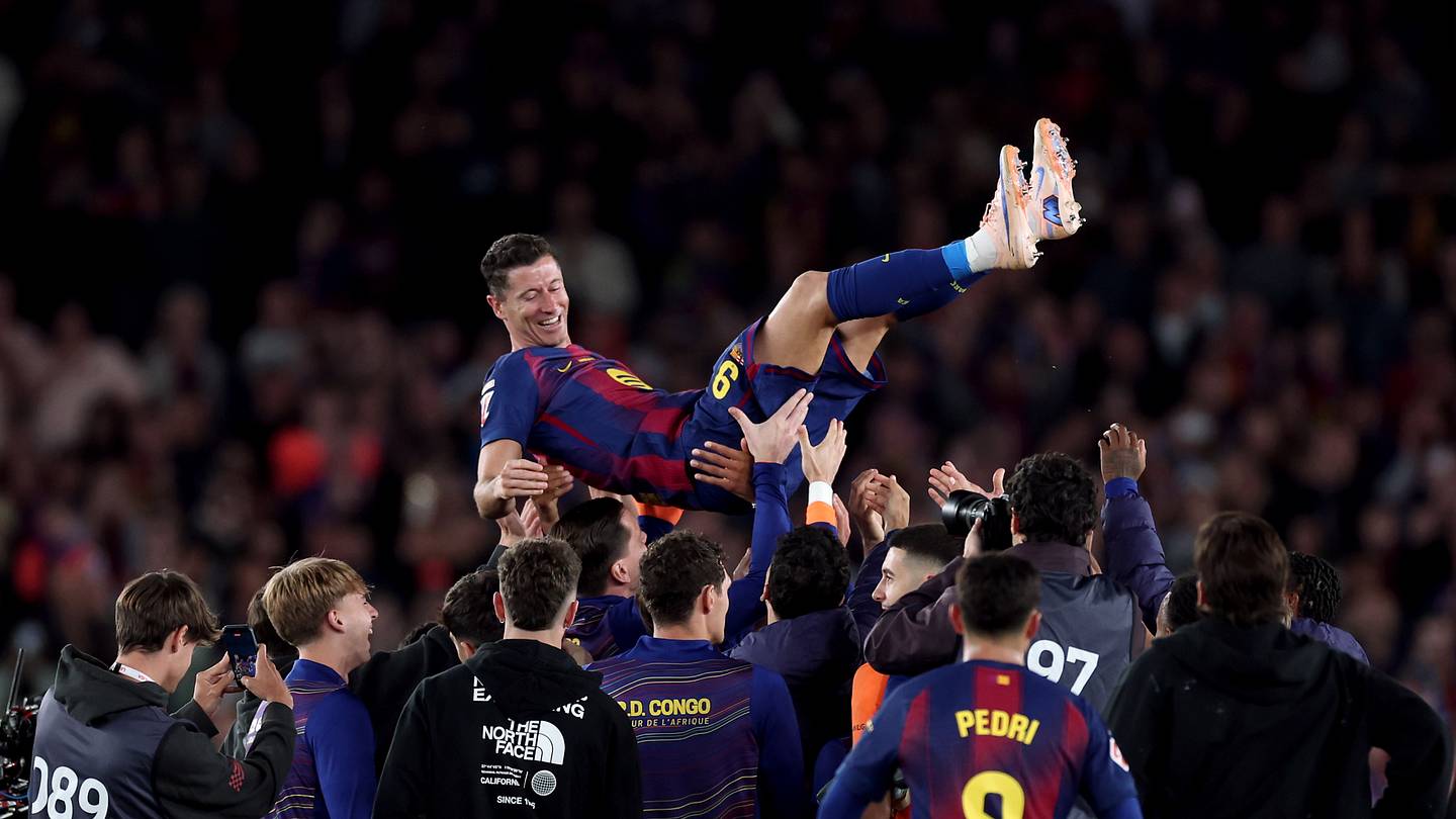 Is Robert Lewandowski a Barcelona Legend? How He Compares to Barca’s Best-Ever Strikers
