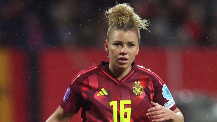 Auf dem Sprung nach Portugal? Linda Dallmann