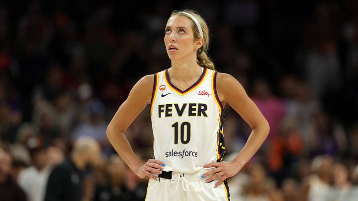 Jul 9, 2026; Phoenix, Arizona, USA; Indiana Fever guard Lexie Hull (10) against the Phoenix Mercury at Mortgage Matchup Center. Mandatory Credit: Mark J. Rebilas-Imagn Images