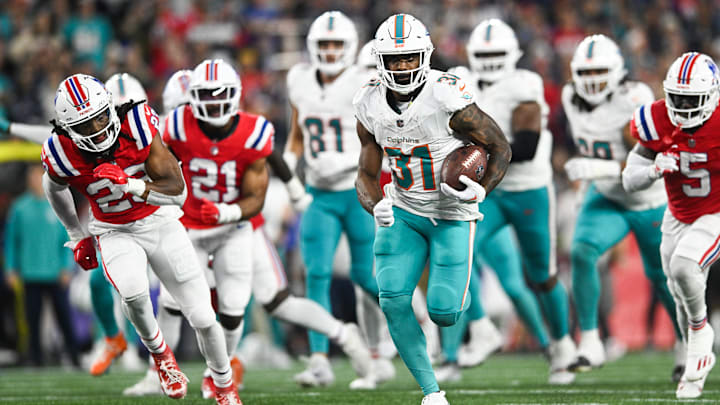 Miami Dolphins v New England Patriots