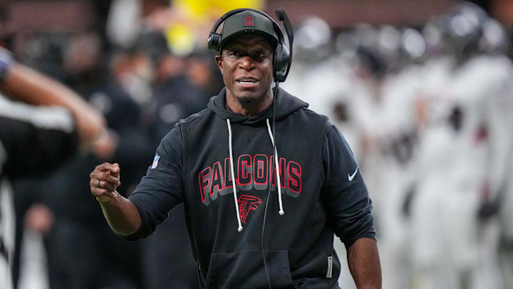 Nov 23, 2025; New Orleans, Louisiana, USA; Atlanta Falcons head coach Raheem Morris reacts on the sidelines during the second half against the New Orleans Saints at Caesars Superdome. Mandatory Credit: Matthew Hinton-Imagn Images Nov 23, 2025; New Orleans, Louisiana, USA; Atlanta Falcons head coach Raheem Morris reacts on the sidelines during the second half against the New Orleans Saints at Caesars Superdome. Mandatory Credit: Matthew Hinton-Imagn Images