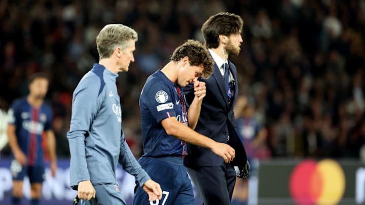 Joao Neves a cédé sa place peu avant l'heure de jeu.
