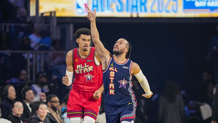 February 16, 2025; San Francisco, CA, USA; Kenny’s Young Stars guard Jalen Brunson (11, right) of the New York Knicks celebrates making a three-point basket against Chuck’s Global Stars forward Victor Wembanyama (1, left) of the San Antonio Spurs during the 2025 NBA All Star Game at Chase Center. Mandatory Credit: Kyle Terada-Imagn Images February 16, 2025; San Francisco, CA, USA; Kenny’s Young Stars guard Jalen Brunson (11, right) of the New York Knicks celebrates making a three-point basket against Chuck’s Global Stars forward Victor Wembanyama (1, left) of the San Antonio Spurs during the 2025 NBA All Star Game at Chase Center. Mandatory Credit: Kyle Terada-Imagn Images