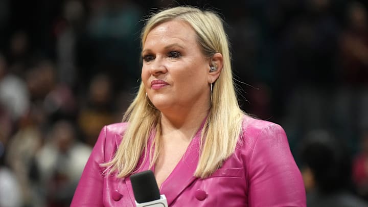 Mar 10, 2024; Las Vegas, NV, USA; ESPN reporter Holly Rowe at the Pac-12 Tournament women's championship game at MGM Grand Garden Arena. Mandatory Credit: Kirby Lee-Imagn Images