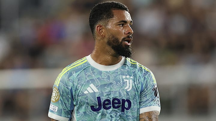 Al Ain FC v Juventus FC: Group G - FIFA Club World Cup 2025