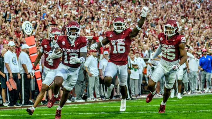 Oklahoma defensive back Reggie Powers, defensive end Danny Okoye, defensive back Michael Boganowski