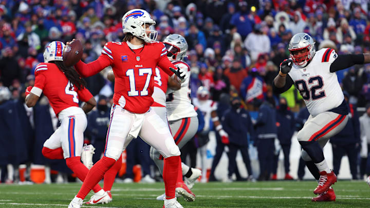 New England Patriots v Buffalo Bills