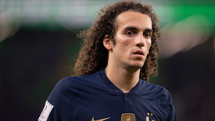 Mattéo Guendouzi n'était pas présent pour une photo de groupe des Bleus.