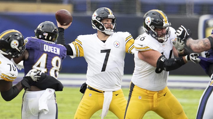 Nov 1, 2020; Baltimore, Maryland, USA;  Pittsburgh Steelers quarterback Ben Roethlisberger (7) throws under pressure during the second half against the Baltimore Ravens at M&T Bank Stadium. Mandatory Credit: Tommy Gilligan-Imagn Images