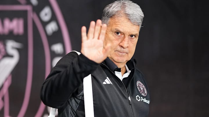 Tata Martino descarta o Botafogo, que tem mais dois nomes na lista