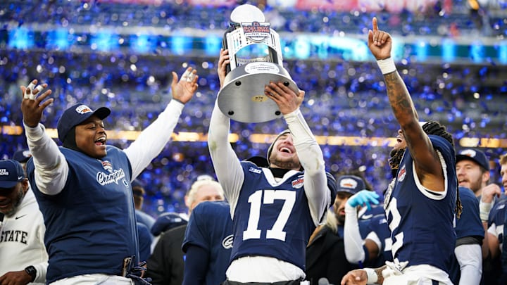 2025 Bad Boy Mowers Pinstripe Bowl - Clemson v Penn State