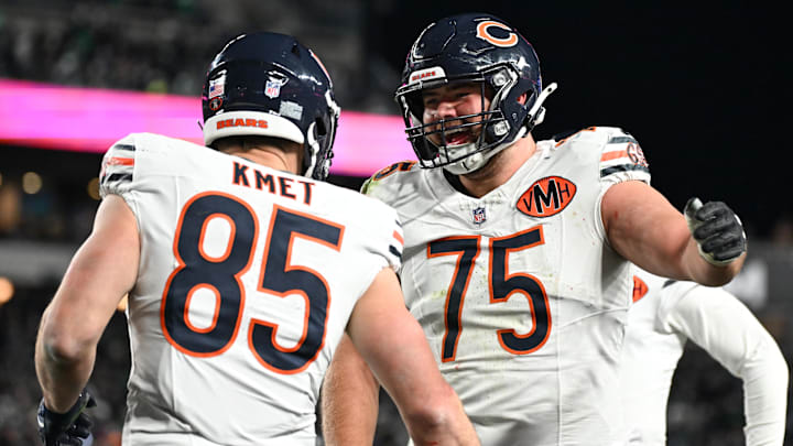 Nov 28, 2025; Philadelphia, Pennsylvania, USA; Chicago Bears tight end Cole Kmet (85) celebrates after scoring a touchdown against the Philadelphia Eagles with offensive tackle Ozzy Trapilo (75) during the fourth quarter of the game at Lincoln Financial Field. Mandatory Credit: Eric Hartline-Imagn Images