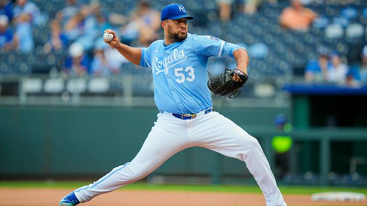 Aug 13, 2025; Kansas City, Missouri, USA; Kansas City Royals relief pitcher Carlos Estevez (53) pitches during the ninth inning against the Washington Nationals at Kauffman Stadium. Mandatory Credit: Jay Biggerstaff-Imagn Images Aug 13, 2025; Kansas City, Missouri, USA; Kansas City Royals relief pitcher Carlos Estevez (53) pitches during the ninth inning against the Washington Nationals at Kauffman Stadium. Mandatory Credit: Jay Biggerstaff-Imagn Images