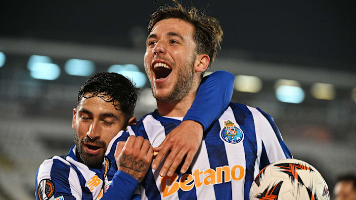 Nico Gonzalez va rapporter gros au Barça. Nico Gonzalez va rapporter gros au Barça.