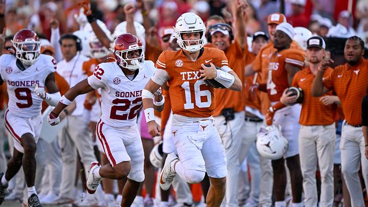 Oct 11, 2025; Dallas, Texas, USA; Texas Longhorns quarterback Arch Manning (16) runs with the ball during the game between the Texas Longhorns and the Oklahoma Sooners at the Cotton Bowl. Mandatory Credit: Jerome Miron-Imagn Images Oct 11, 2025; Dallas, Texas, USA; Texas Longhorns quarterback Arch Manning (16) runs with the ball during the game between the Texas Longhorns and the Oklahoma Sooners at the Cotton Bowl. Mandatory Credit: Jerome Miron-Imagn Images
