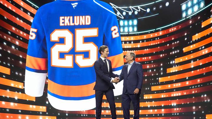 Jun 27, 2025; Los Angeles, California, USA; Victor Eklund is selected as the 16th overall pick to the New York Islanders in the first round of the 2025 NHL Draft at Peacock Theater. Mandatory Credit: Kirby Lee-Imagn Images Jun 27, 2025; Los Angeles, California, USA; Victor Eklund is selected as the 16th overall pick to the New York Islanders in the first round of the 2025 NHL Draft at Peacock Theater. Mandatory Credit: Kirby Lee-Imagn Images