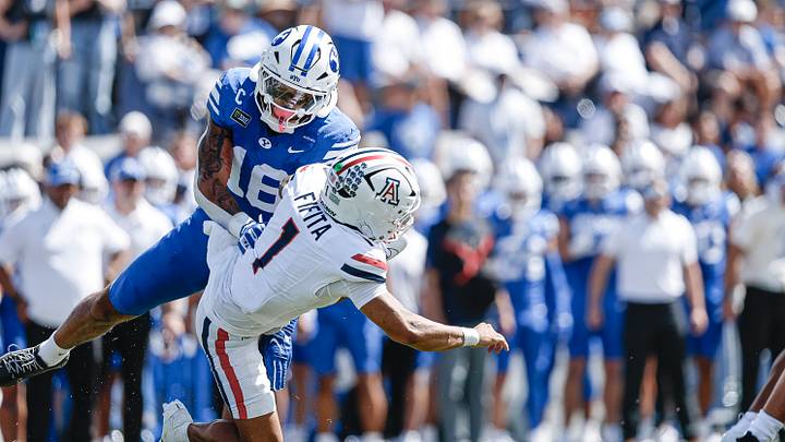 BYU linebacker Isaiah Glasker against Arizona BYU linebacker Isaiah Glasker against Arizona