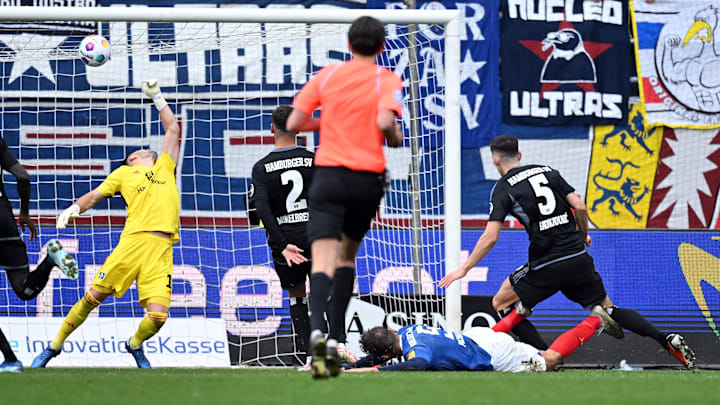 Ein ums andere Mal zu wackelig: Die Defensive des Hamburger SV Ein ums andere Mal zu wackelig: Die Defensive des Hamburger SV