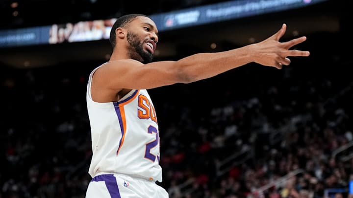 New York Knicks, Phoenix Suns, Mikal Bridges