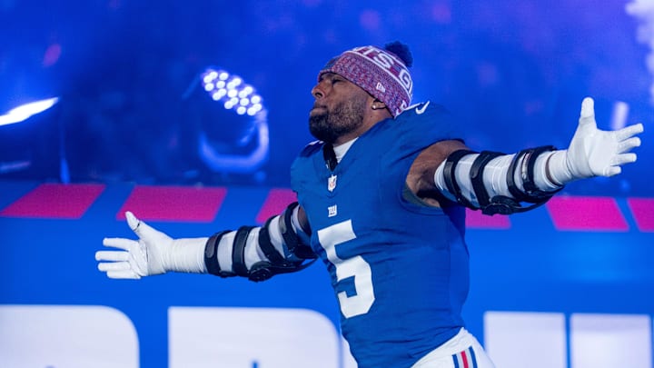 New York Giants linebacker Kayvon Thibodeaux (5) runs out of the tunnel during a Thursday Night Football game between the New York Giants and the Philadelphia Eagles at MetLife Stadium in East Rutherford on Oct. 9, 2025.