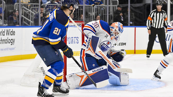 Nov 3, 2025; St. Louis, Missouri, USA; Edmonton Oilers goaltender Calvin Pickard (30) defends the net against St. Louis Blues right wing Jimmy Snuggerud (21) during the second period at Enterprise Center. Mandatory Credit: Jeff Curry-Imagn Images Nov 3, 2025; St. Louis, Missouri, USA; Edmonton Oilers goaltender Calvin Pickard (30) defends the net against St. Louis Blues right wing Jimmy Snuggerud (21) during the second period at Enterprise Center. Mandatory Credit: Jeff Curry-Imagn Images