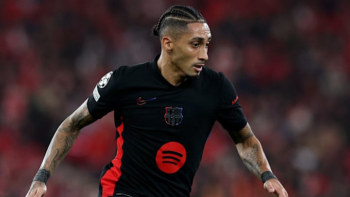 Raphinha destaca-se no futebol europeu com ótimas atuações pelo Barcelona