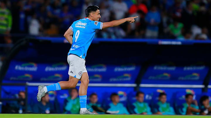 Ángel Sepúlveda celebra su doblete frente a San Luis