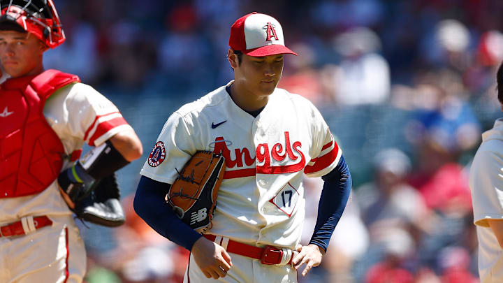 Shohei Ohtani podría someterse a una cirugía Tommy John 