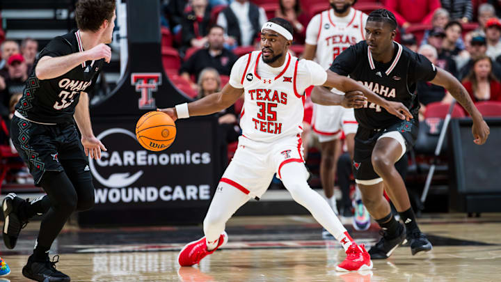 Omaha v Texas Tech