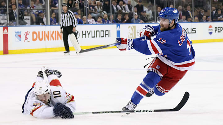 Florida Panthers v New York Rangers - Game One