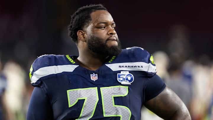Sep 25, 2025; Glendale, Arizona, USA; Seattle Seahawks guard Anthony Bradford (75) against the Arizona Cardinals at State Farm Stadium. Sep 25, 2025; Glendale, Arizona, USA; Seattle Seahawks guard Anthony Bradford (75) against the Arizona Cardinals at State Farm Stadium.