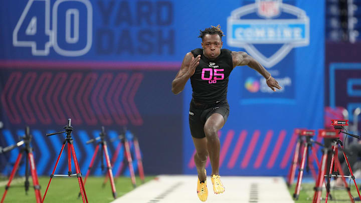 Feb 28, 2025; Indianapolis, IN, USA; Kansas defensive back Cobee Bryant (DB05) in the 40 yard dash during the 2025 NFL Combine at Lucas Oil Stadium. Mandatory Credit: Kirby Lee-Imagn Images Feb 28, 2025; Indianapolis, IN, USA; Kansas defensive back Cobee Bryant (DB05) in the 40 yard dash during the 2025 NFL Combine at Lucas Oil Stadium. Mandatory Credit: Kirby Lee-Imagn Images