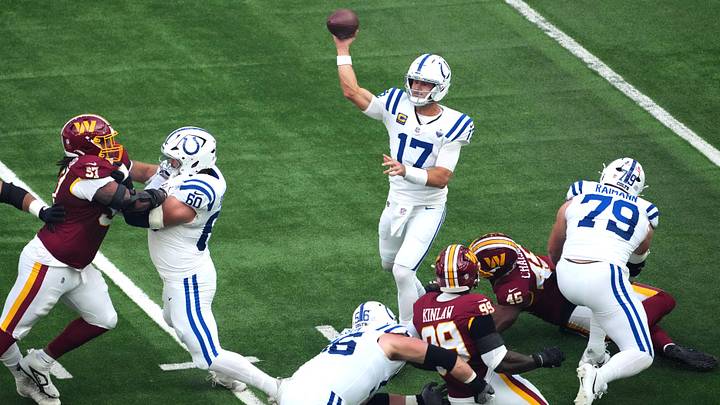 Oct 4, 2026; Tottenham, ENG; Indianapolis Colts quarterback Daniel Jones (17) passes the ball against the Washington Commanders during the first quarter at Tottenham Hotspur Stadium. Mandatory Credit: Kirby Lee-Imagn Images Oct 4, 2026; Tottenham, ENG; Indianapolis Colts quarterback Daniel Jones (17) passes the ball against the Washington Commanders during the first quarter at Tottenham Hotspur Stadium. Mandatory Credit: Kirby Lee-Imagn Images