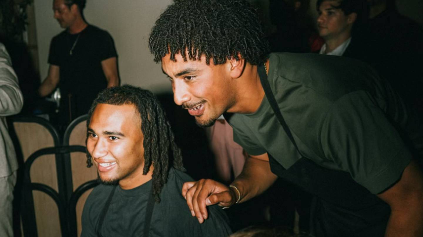 Several NFL Stars to Serve As Waiters for Good Cause at Unique Event