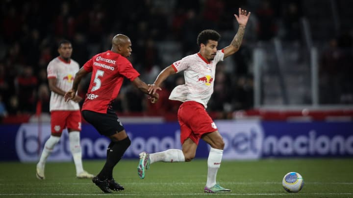 Lucas Evangelista é uma das esperanças do Red Bull Bragantino para reverter a vantagem do Furacão