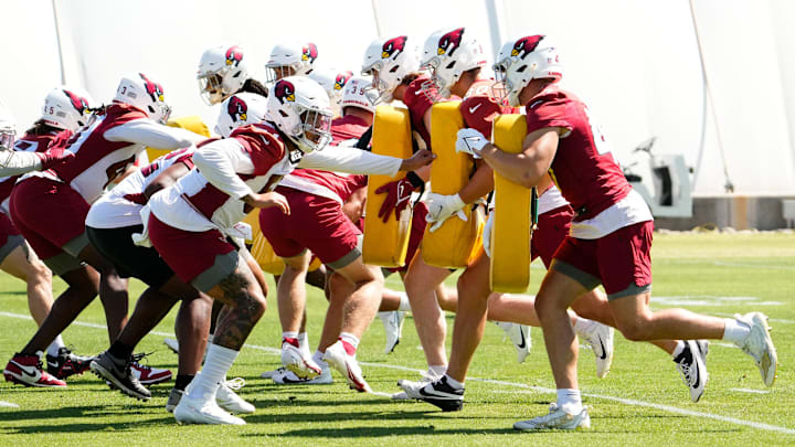 The Arizona Cardinals run a special teams drill during minicamp at the Cardinals Dignity Health