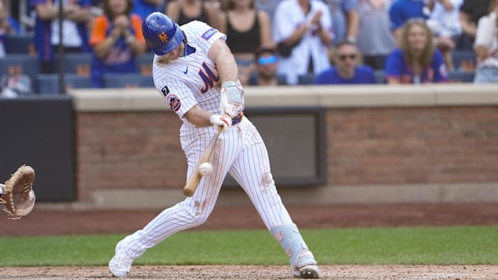 Sep 14, 2025; New York City, New York, USA; New York Mets first baseman Pete Alonso (20) hits a walk off three run home run against the Texas Rangers during the tenth inning at Citi Field. Mandatory Credit: Gregory Fisher-Imagn Images Sep 14, 2025; New York City, New York, USA; New York Mets first baseman Pete Alonso (20) hits a walk off three run home run against the Texas Rangers during the tenth inning at Citi Field. Mandatory Credit: Gregory Fisher-Imagn Images