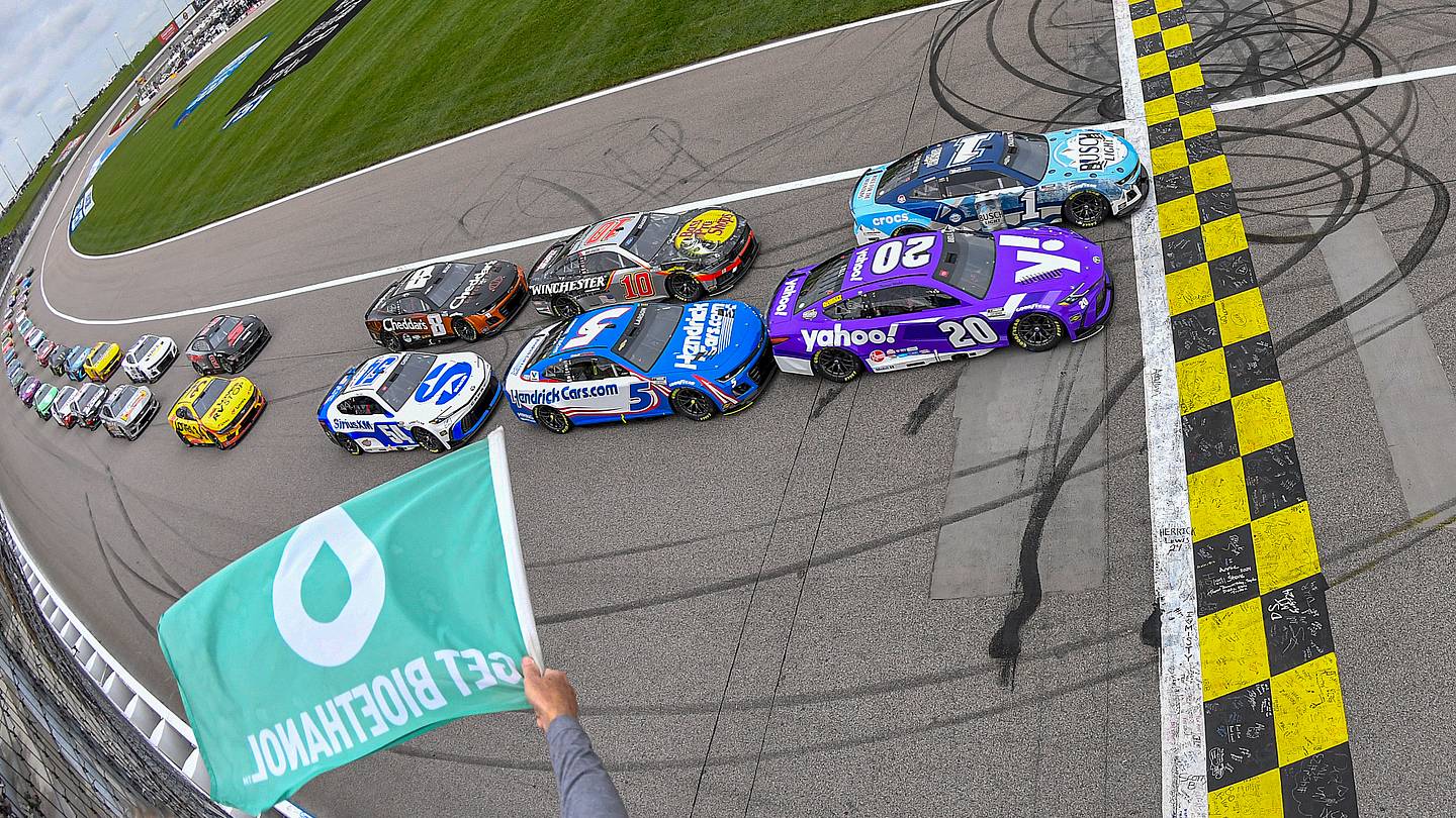 Brenden Queen Triumphs Again in ARCA Menards Series!