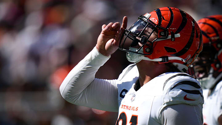 Cincinnati Bengals defensive end Trey Hendrickson (91) celebrates a sack in the fourth quarter of the NFL Week 1 game between the Cleveland Browns and the Cincinnati Bengals at Huntington Bank Field in Cleveland on Sunday, Sept. 7, 2025. The Bengals begin the season with a 17-16 win over the Browns.
