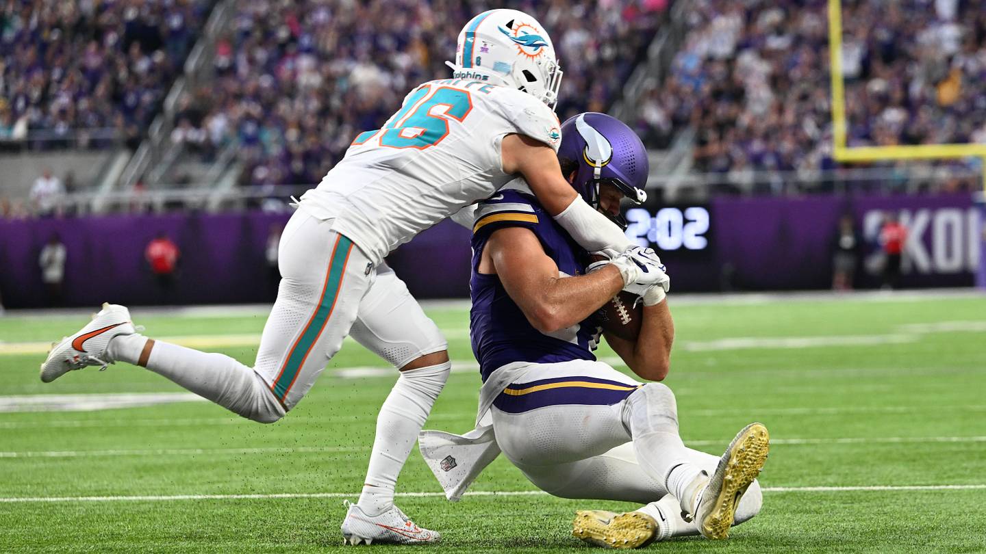 Miami Dolphins 2026 Week 4 Snap Counts Stories: (Overly) Busy Day for the Defense