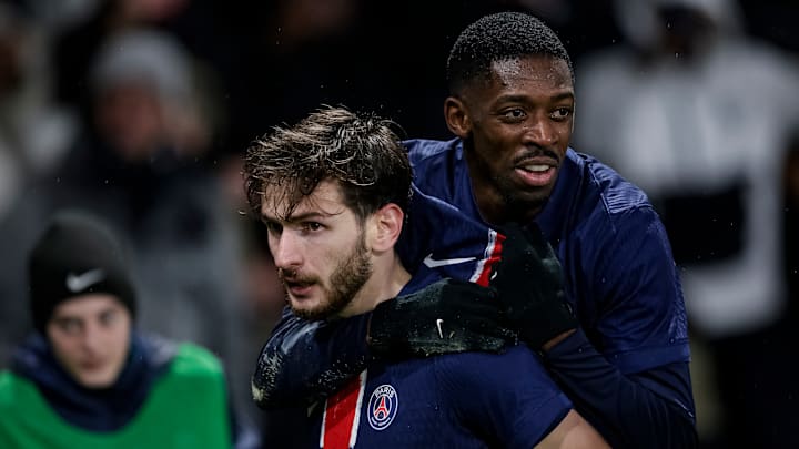 Khvicha Kvaratskhelia, la figura recién llegada al PSG, y Ousmané Dembelé serán titulares con el PSG ante el Liverpool