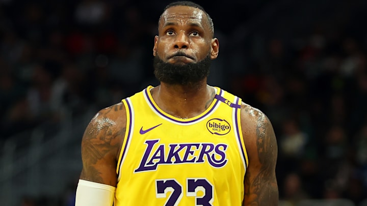 Los Angeles Lakers v Milwaukee Bucks